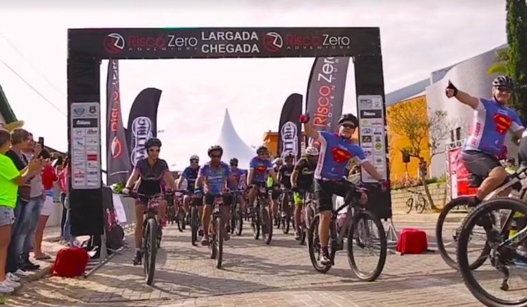 Pedalando pela vida: emoção e solidariedade