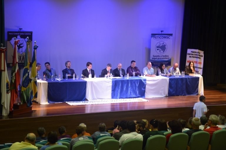 Debate sobre reforma da Previdência em Capivari de Baixo
