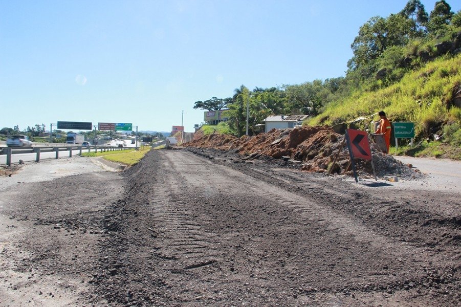 dnit-prepara-pista-auxiliar-devido-deslizamentos-1
