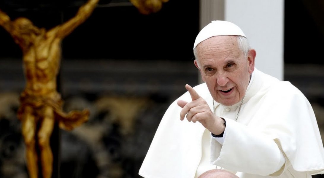 papa-francisco-rejeita-extremismo-em-missa-com-minoria-catolica-egipcia-1