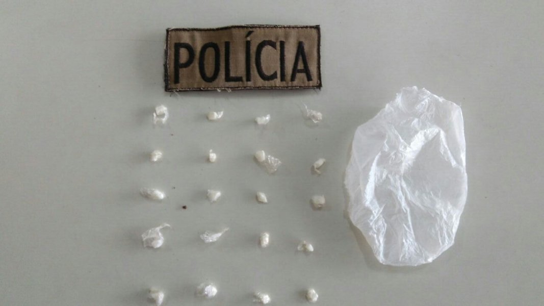 adolescente-de-16-anos-e-apreendido-com-20-pedras-de-crack-1