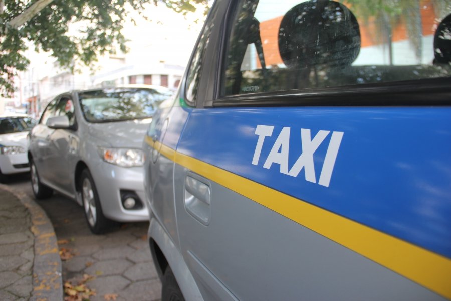 regra-para-transferencia-de-taxis-projeto-defende-mudanca-no-servico-1