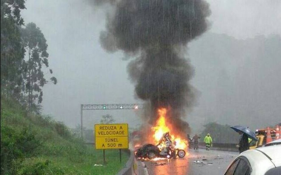 veiculo-pega-fogo-em-grave-acidente-na-br-101-1