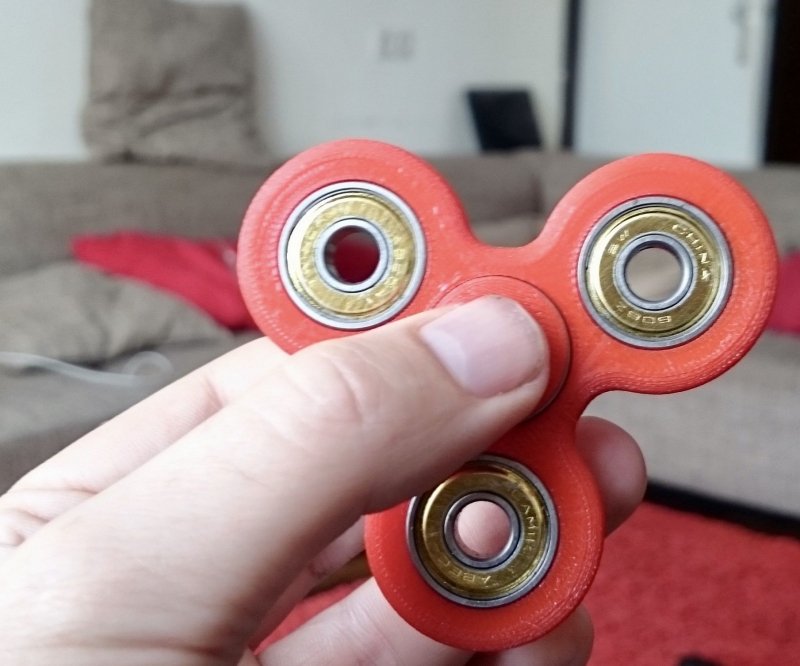 hand-spinner-nao-e-indicado-para-criancas-com-menos-de-seis-anos-1