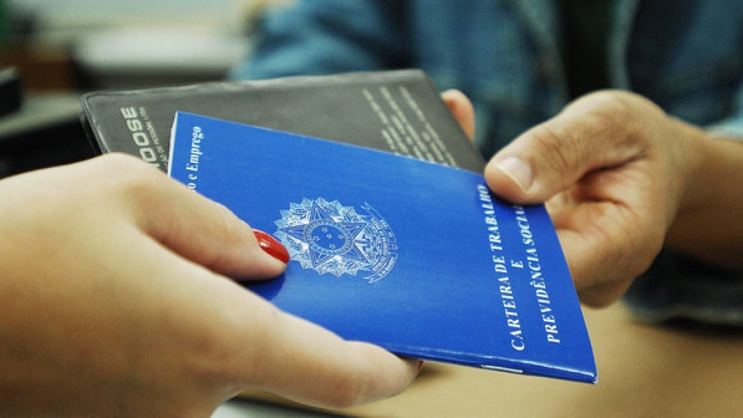 aumenta-numero-de-trabalhadores-sem-carteira-assinada-1