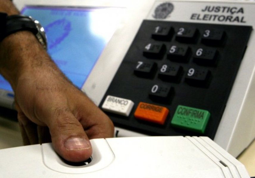 cadastramento-biometrico-e-obrigatorio-em-pescaria-brava-1