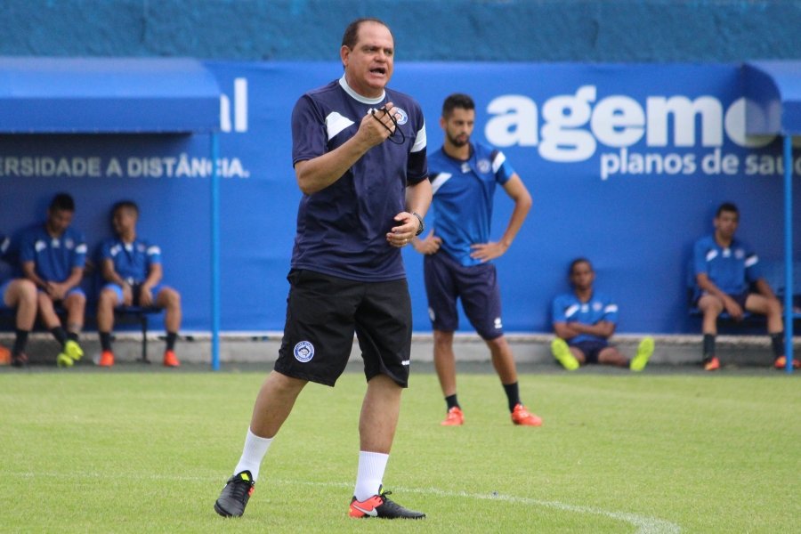 catarinense-waguinho-dias-esta-de-volta-ao-tubarao-1
