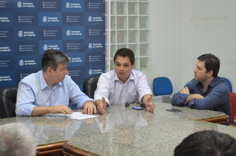 dinheiro-em-caixa-tubarao-recebe-quase-r-1-milhao-em-emenda-1