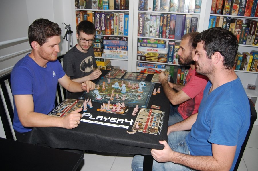 jogos-de-tabuleiro-modernos-luderia-lanca-opcao-de-interacao-e-entretenimento-1