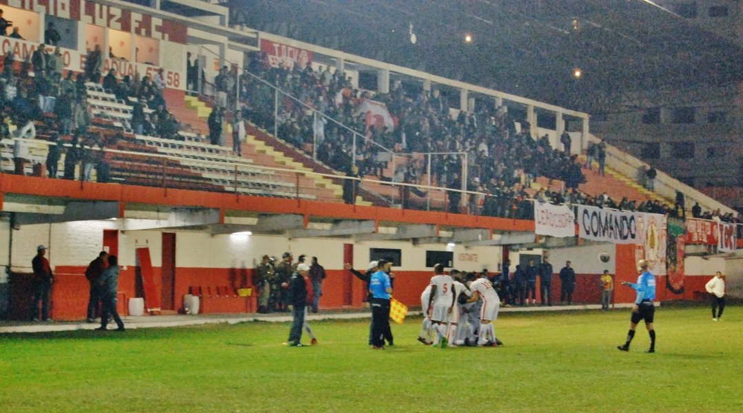leao-do-sul-vence-e-segue-firme-na-lideranca-do-catarinense-1