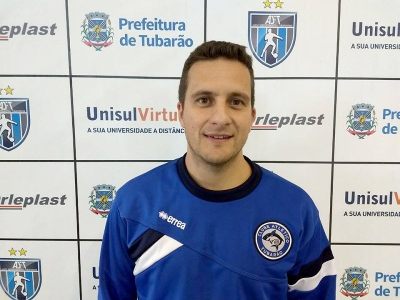 liga-futsal-raupp-e-apresentado-no-peixe-1