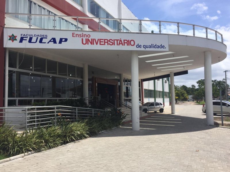 mercado-de-trabalho-1a-feira-do-emprego-e-realizada-em-capivari-de-baixo-1