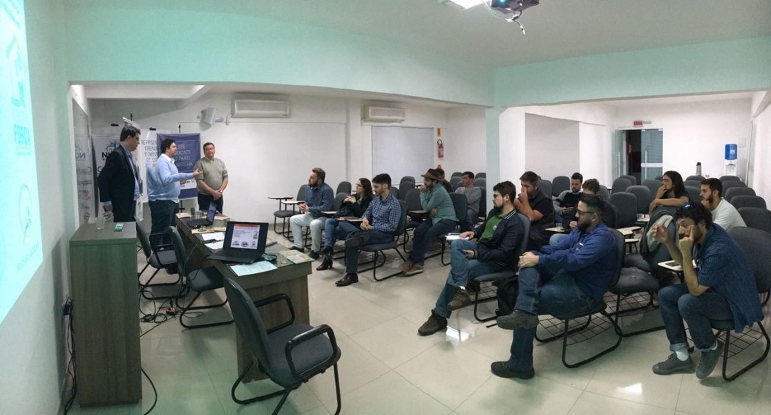 cervejeiros-se-reunem-na-ampe-tubarao-para-debater-estrategias-do-setor-1