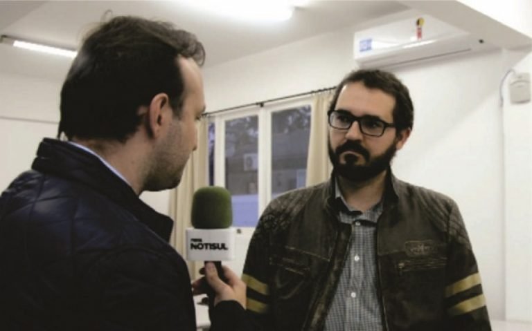 Entrevista com especialistas sobre o projeto “Escola sem Partido”