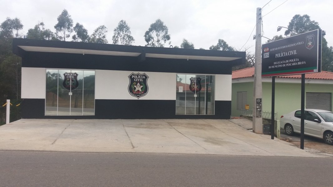 policia-civil-inaugura-sede-de-delegacia-em-pescaria-brava-nesta-sexta-11-1