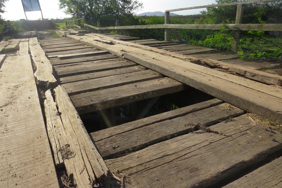 ponte-do-riacho-esta-interditada-em-jaguaruna-1