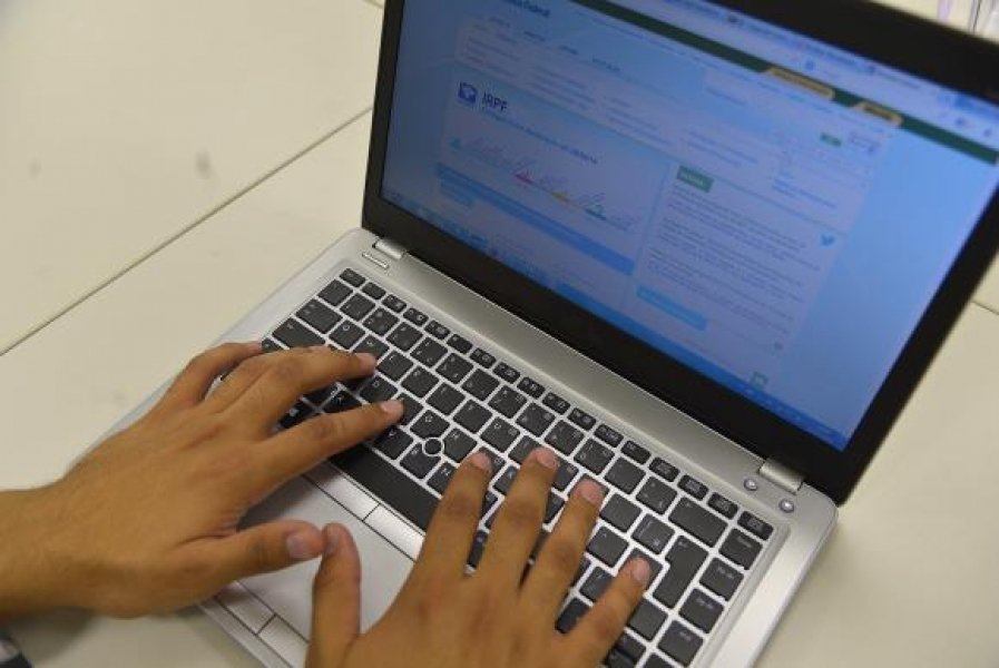 receita-abre-nesta-terca-consulta-ao-3o-lote-de-restituicao-do-imposto-de-renda-1