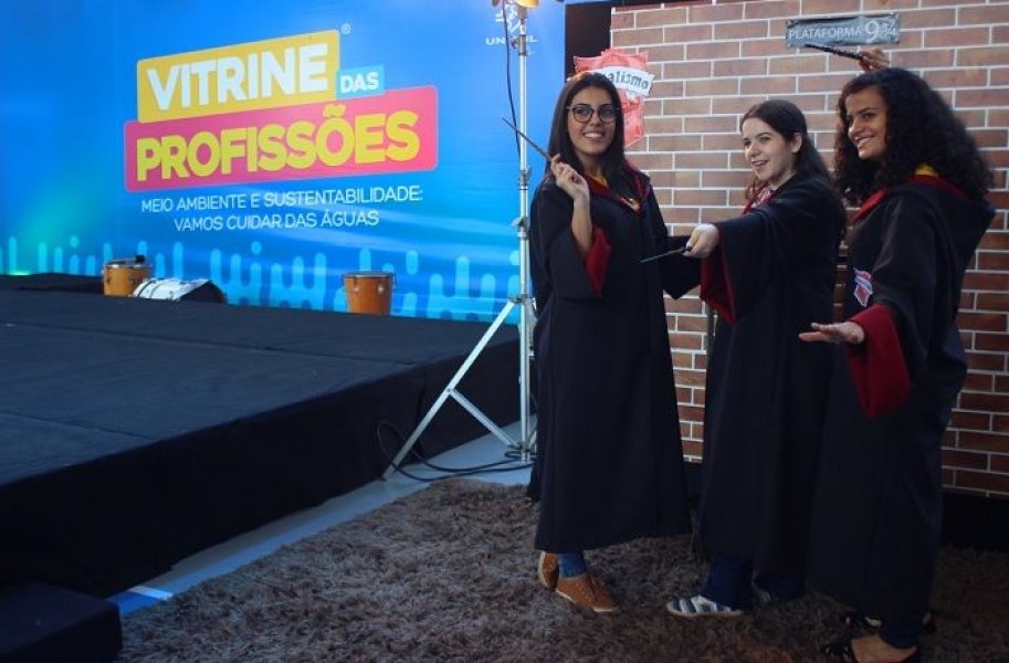 4a-edicao-da-vitrine-das-profissoes-e-iniciada-em-tubarao-1