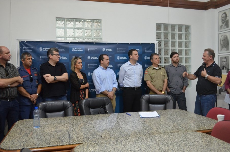 cerca-de-r-3-milhoes-serao-investidos-em-programa-de-pavimentacao-em-tubarao-1