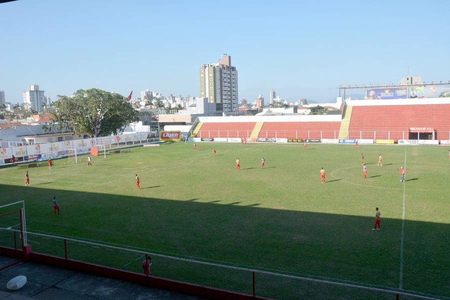 fora-de-casa-hercilio-luz-enfrenta-o-camboriu-1