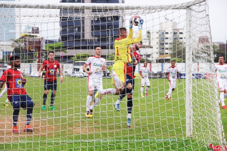 hercilio-e-goleado-fora-de-casa-1