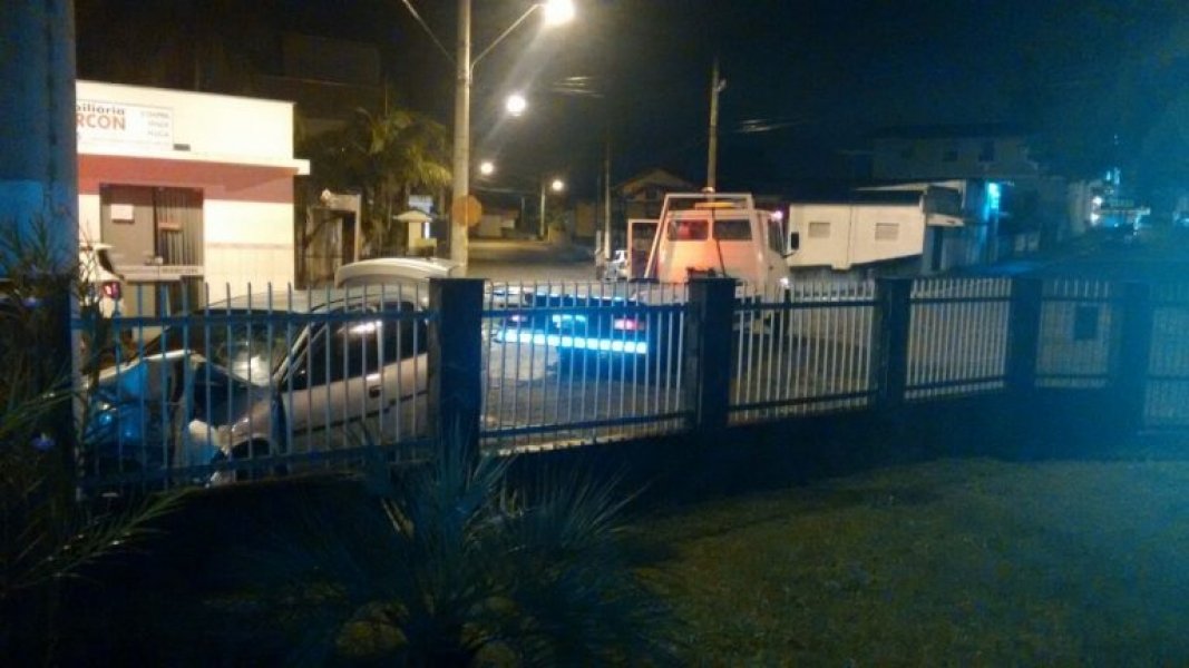 homem-morre-apos-colidir-carro-contra-poste-em-cocal-do-sul-1