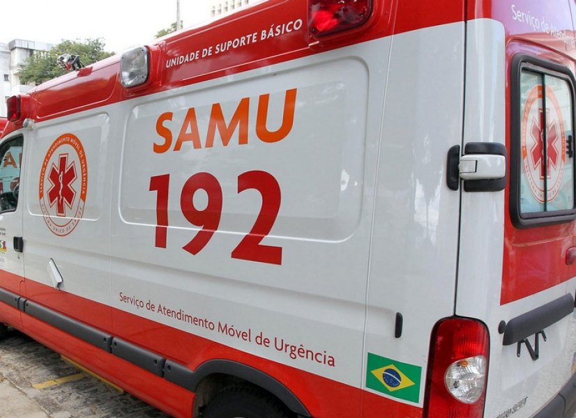 saida-de-pista-seguida-de-colisao-em-poste-e-registrada-na-sc-446-em-treviso-1