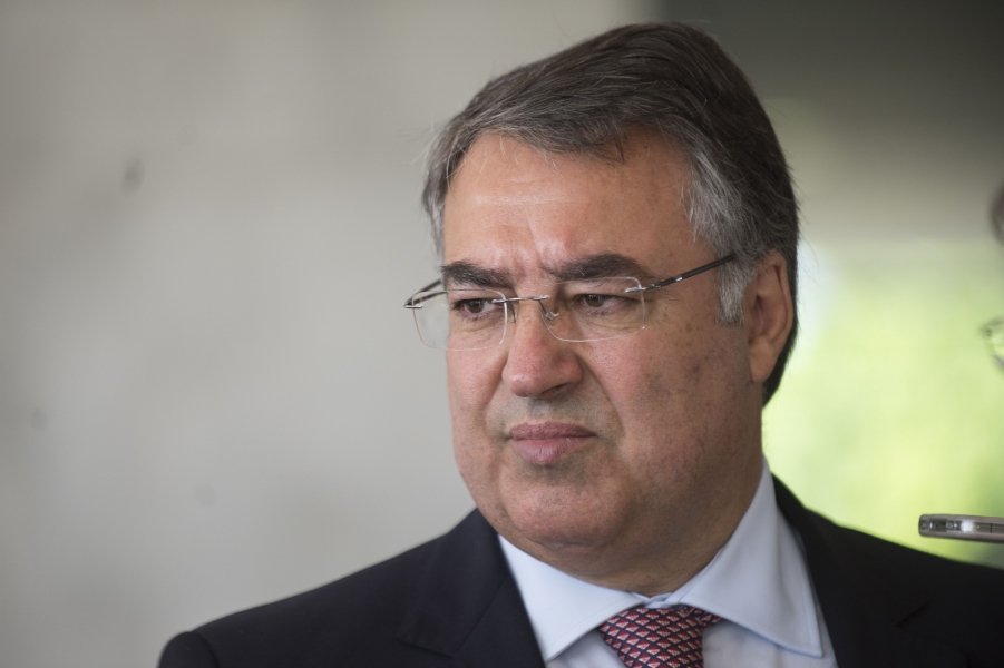 governador-raimundo-colombo-e-internado-com-diverticulite-1