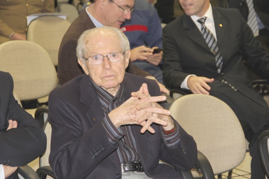 morre-ex-prefeito-de-tubarao-stelio-boabaid-1