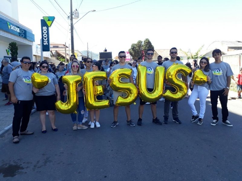 marcha-para-jesus-reune-milhares-0 Evento internacional e sem denominação religiosa, a marcha também ocorre anualmente em várias cidades do Brasil - Foto: Agnaldo da Silva Vieira/Divulgação/notisul