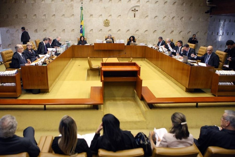 supremo-suspende-julgamento-sobre-registro-civil-de-transexual-0