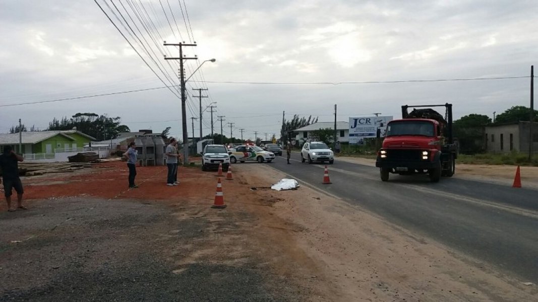 balneario-rincao-pedestre-morre-atropelado-e-motorista-foge-1 Foto: Almir Fernandes/Divulgação/Portal Notisul