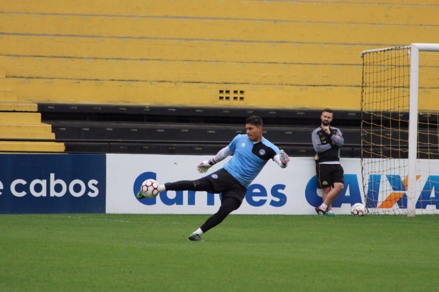 catarinense-2018-neto-volpi-e-cedido-por-emprestimo-ao-figueira-0 Volpi tinha vículo até dezembro de 2018 com o Peixe - Foto: Atlético Tubarão/divulgação/notisul