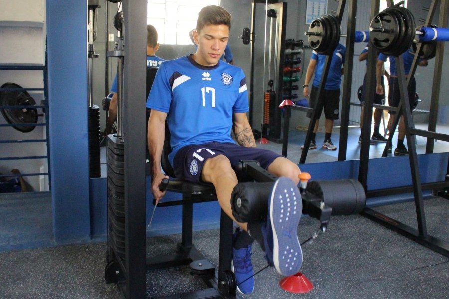 peixe-ganha-opcao-no-ataque-0 Isaac realizou ontem à tarde o seu primeiro treino na academia do clube - Foto: Atlético Tubarão/divulgação/notisul