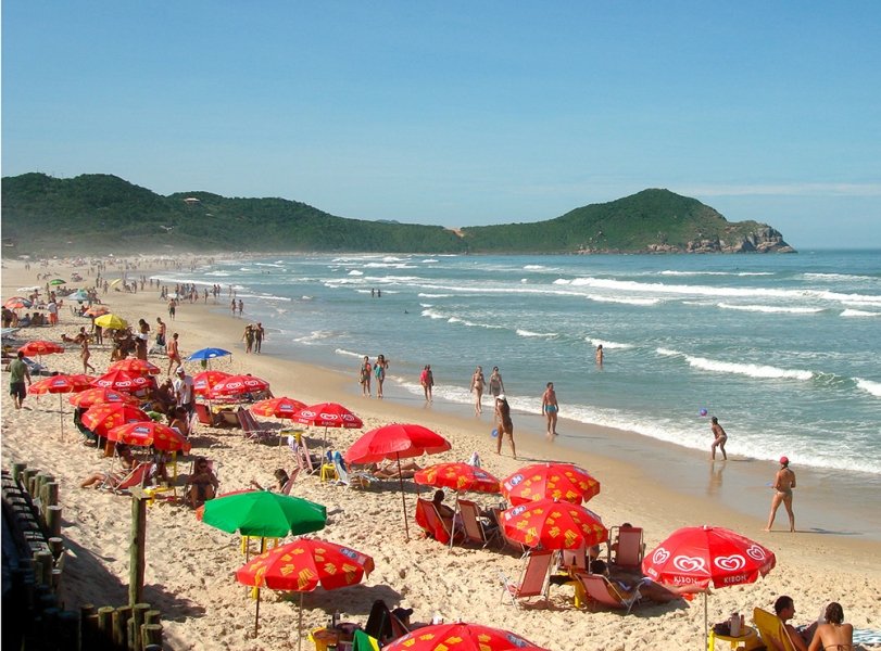 turista-tem-parada-cardiaca-e-morre-na-praia-do-rosa-1