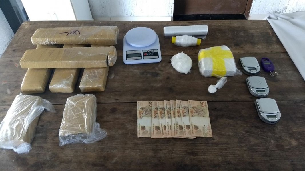 6kg-de-maconha-e-meio-quilo-de-coca-sao-apreendidos-0 Foto: Divulgação/Notisul
