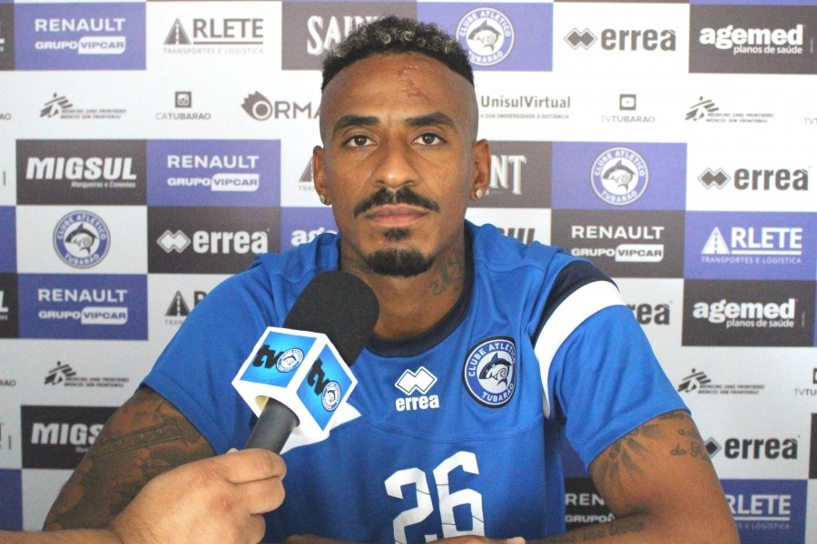 catarinense-everton-acredita-em-peixe-melhor-contra-o-figueira-0 Everton concedeu entrevista ontem e garante que time está bem confiante na vitória no domingo - Foto: Atlético Tubarão/Divulgação/Notisul