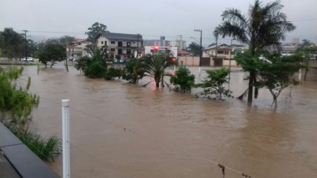 santa-catarina-tem-registro-de-ocorrencias-em-17-municipios-por-causa-das-chuvas-1