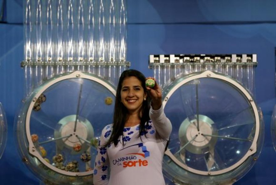 mega-sena-pode-pagar-neste-sabado-maior-premio-do-ano-1