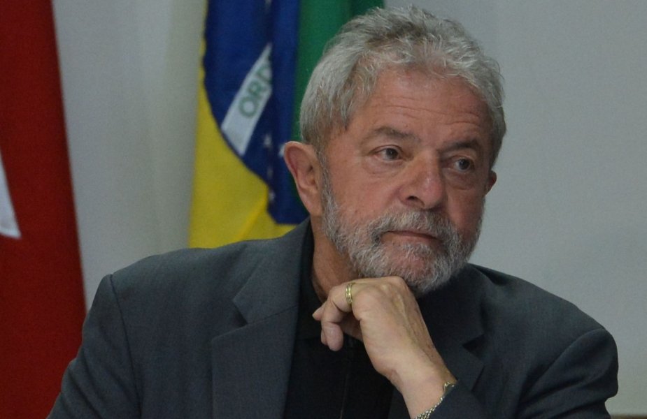 petistas-ja-discutem-estrategias-em-caso-de-prisao-de-lula-1