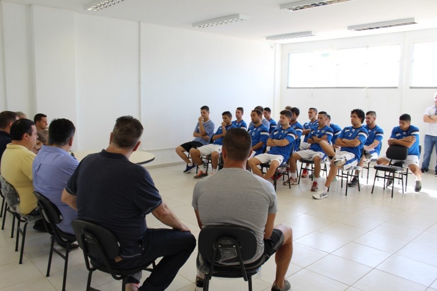 tubarao-futsal-apresenta-elenco-amanha-no-salao-nobre-da-unisul-1