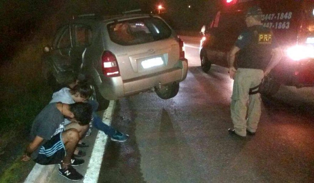 giro-por-sc-criminosos-sao-presos-apos-bater-veiculo-roubado-na-br-280-1