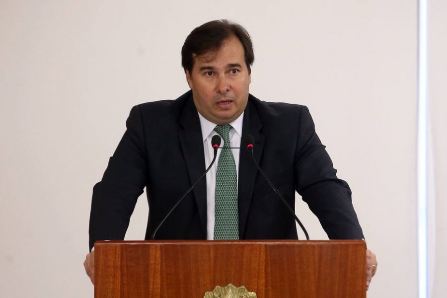 maia-confirma-pre-candidatura-a-presidencia-1
