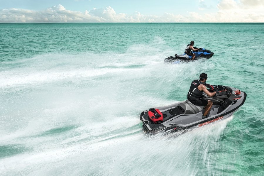 passeio-de-jetski-vai-explorar-a-baia-da-babitonga-em-sao-francisco-1 BRPBrasil/Divulgação