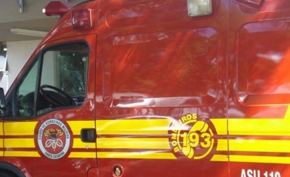 ciclista-fica-gravemente-ferido-apos-ser-atropelado-em-tubarao-1