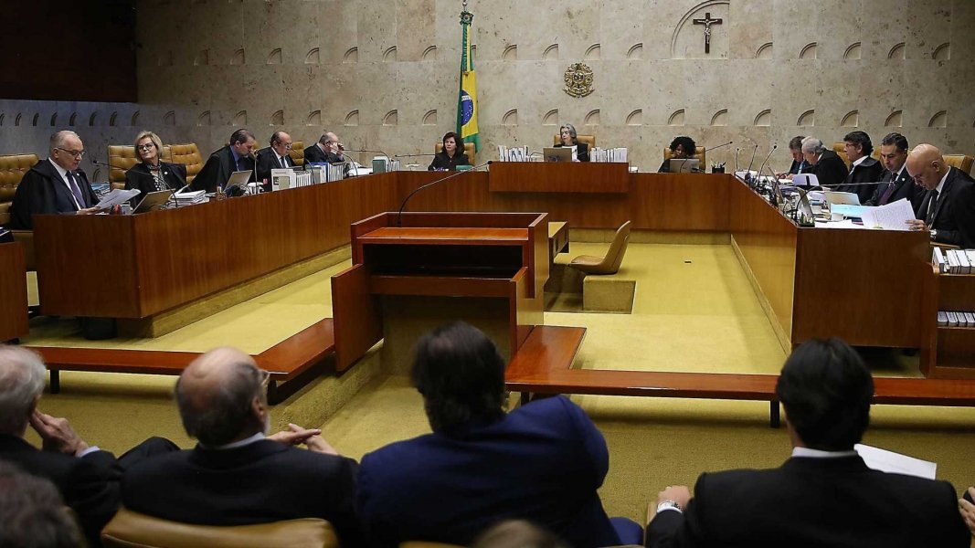 supremo-deve-retomar-na-quarta-o-julgamento-do-foro-privilegiado-a-parlamentares-1