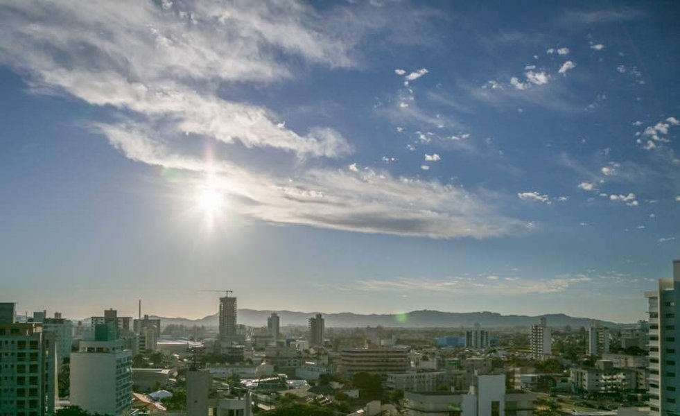temperatura-pode-chegar-a-33-em-pontos-do-extremo-oeste-e-litoral-sul-1 Foto: Wilson Schuelter/ Tubarão