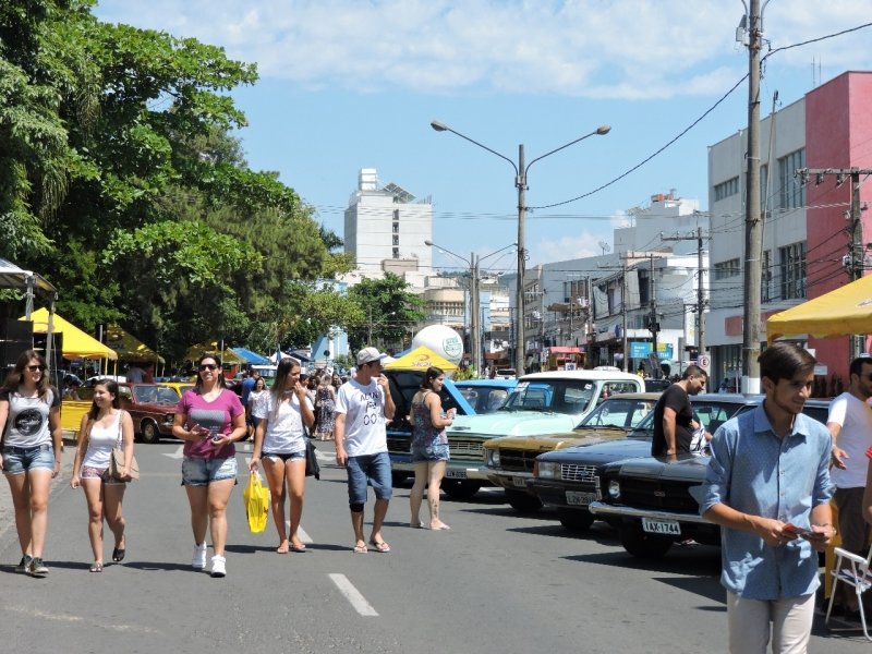 comercio-de-tubarao-tem-horario-especial-do-dia-das-maes-1