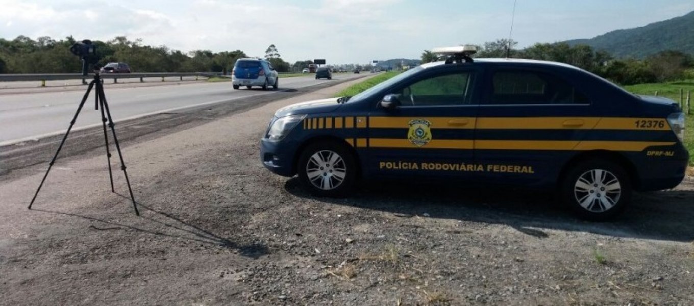 feriadao-numero-de-acidentes-diminui-sete-pessoas-morreram-e-150-ficaram-feridas-1