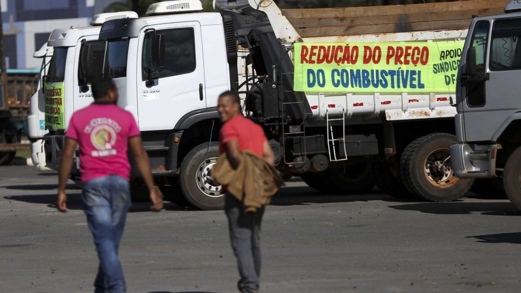 greve-so-acaba-com-queda-do-preco-nas-bombas-diz-lideres-do-movimento-1
